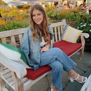 Meet your Posher, Julia